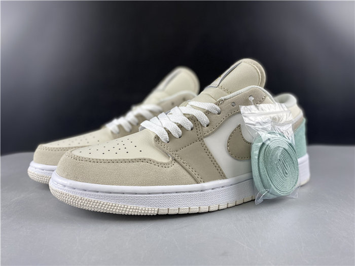 Jordan1 Low “Paris” CV3043-100