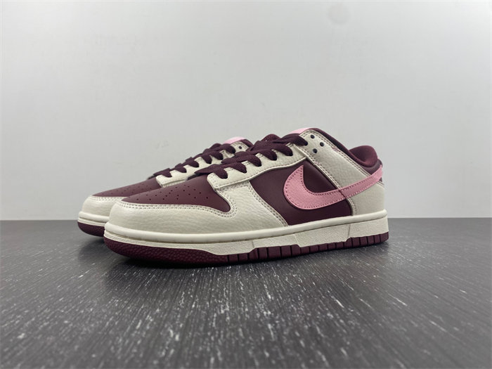 Nike Dunk Low Retro PRM Valentine's Day DR9705-100