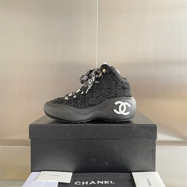 CHANEL 11
