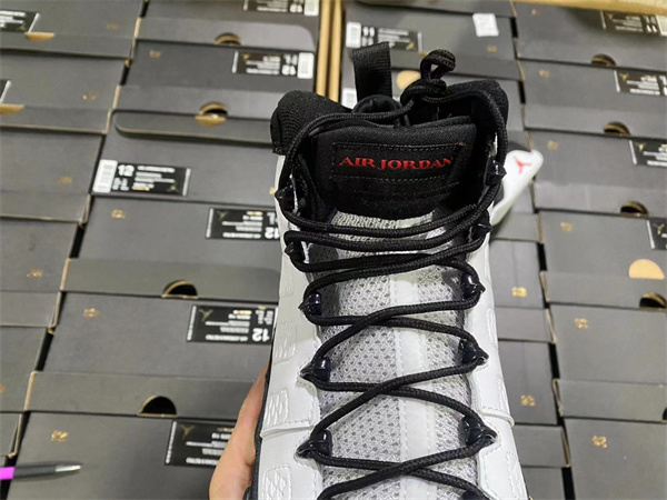 Jordan 9 Retro OG 302370-112