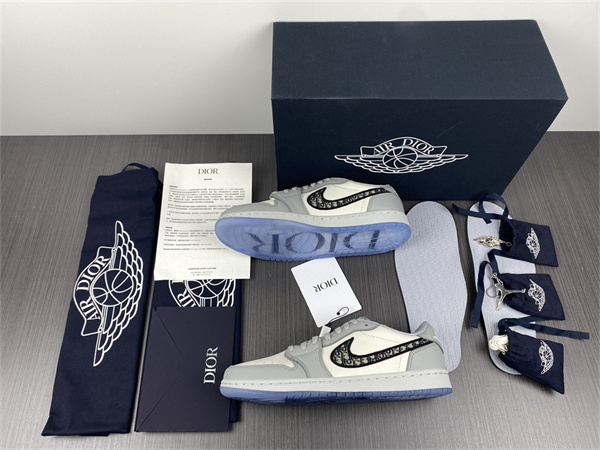 Di@r x Air Jordan 1 Retro High Premium CV0343 100