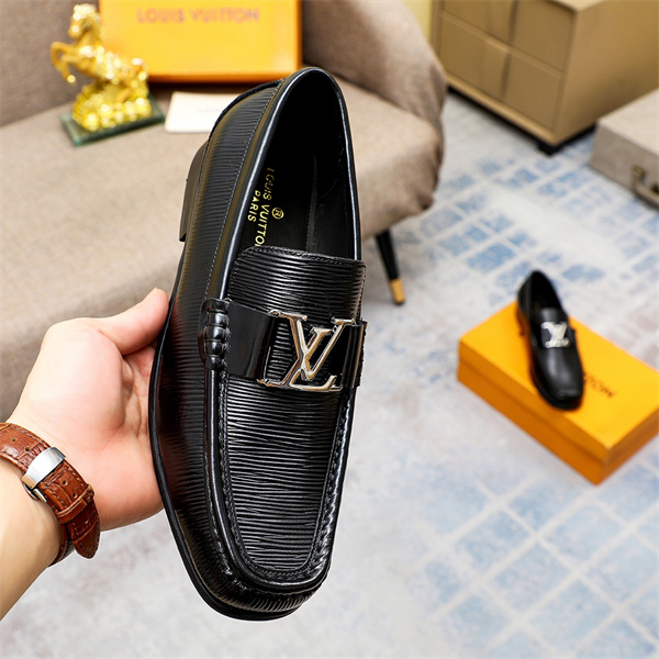 Lv Loafer 017