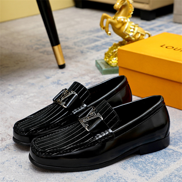 Lv Loafer 019