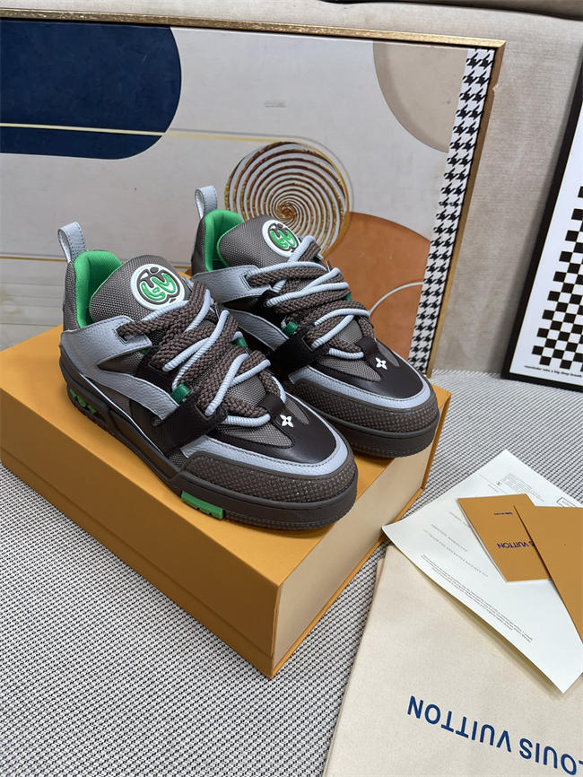 Lv Trainer Sneaker 95