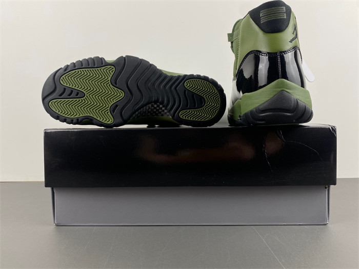Air Jordan 11 CT8012-300