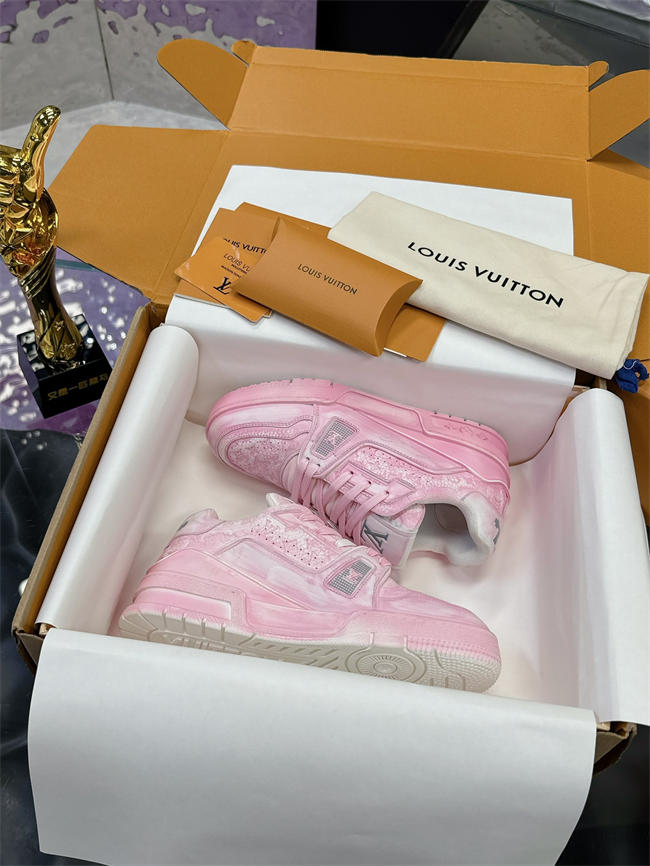 LV Trainer Sneaker