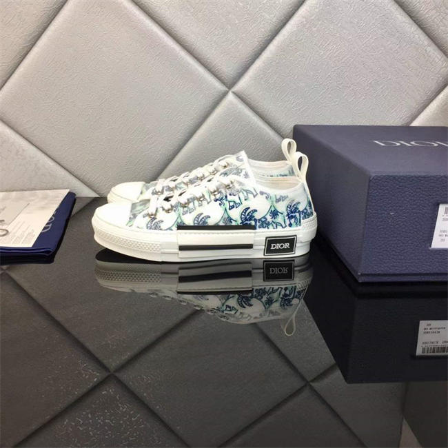 Dior Sneaker