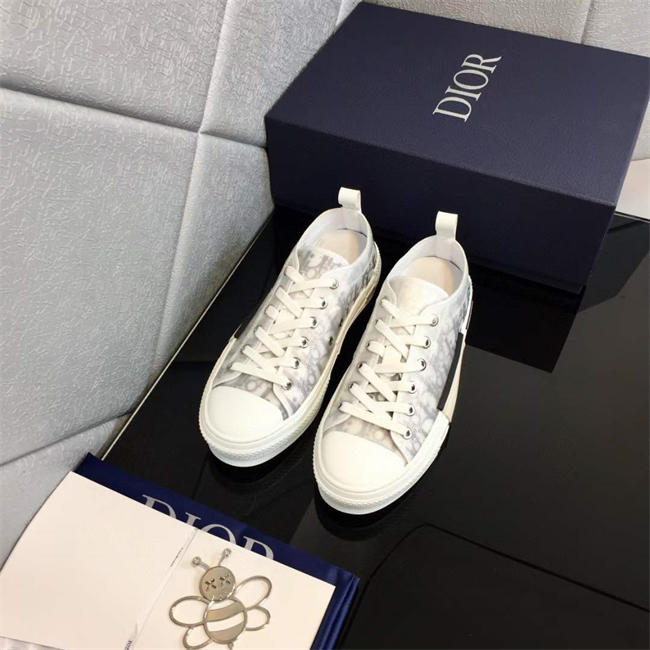 Dior Sneaker