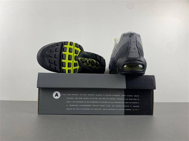 Nike Air Max 95 OG Neon CT1689-001