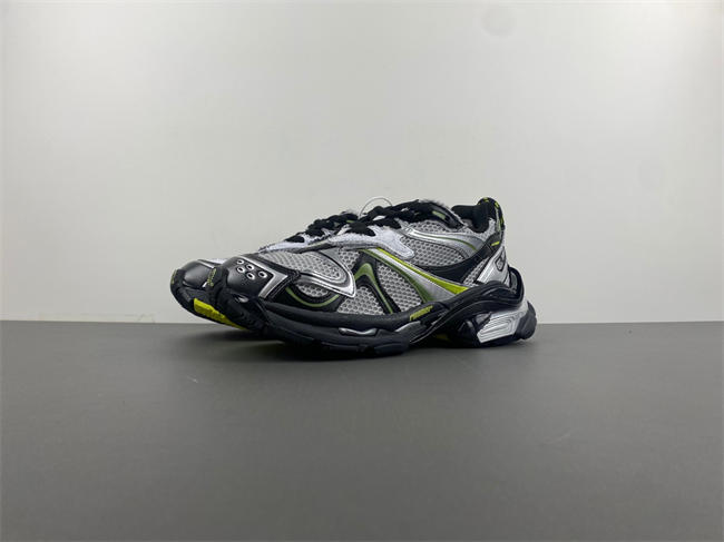 Balenciaga 779066-W3RBXP-2315