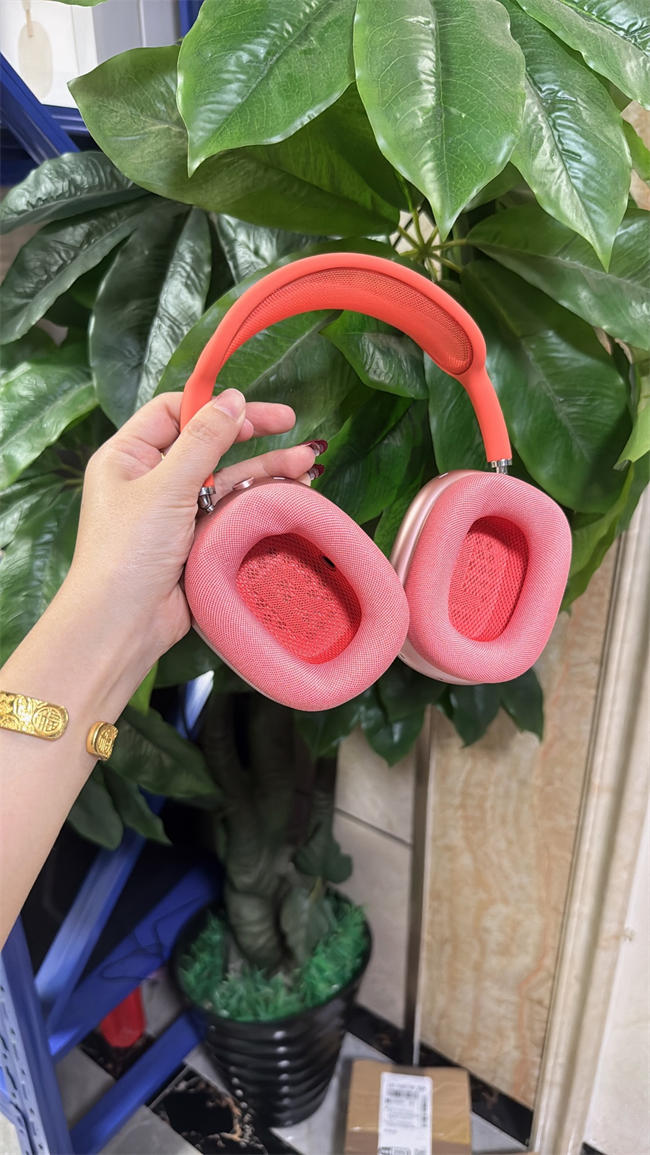 AirPods Max Pink