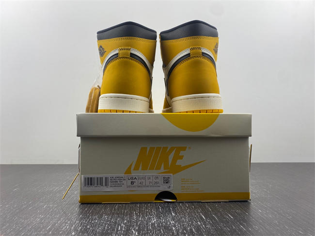 Air Jordan 1 High OG “Yellow Ochre” DZ5485-701