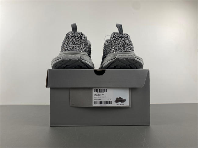 Balenciaga Phantom Sneaker 788819 W3XFN 1210