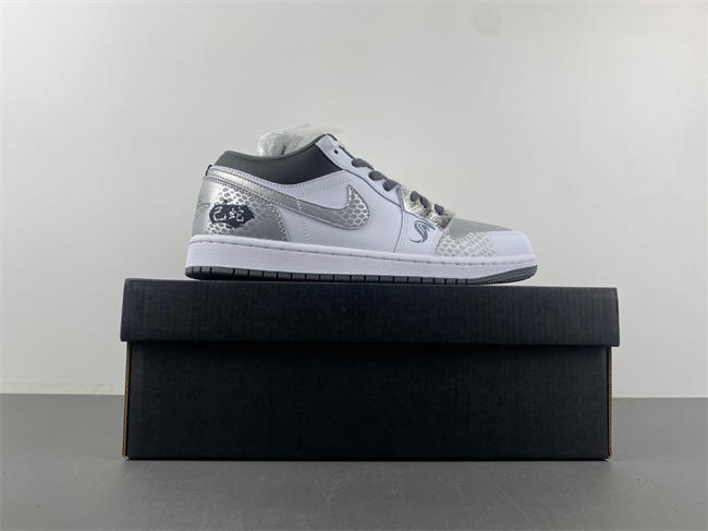 Air Jordan 1 Low 553558-152