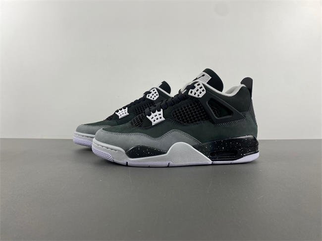 Air Jordan 4 “Fear FQ8138-002