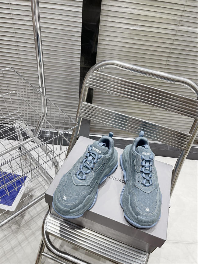 Balenciaga Triple S Sneaker