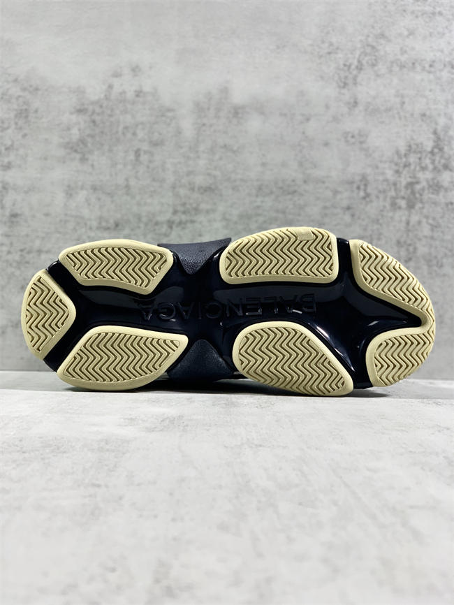 Balenciaga Triple S Sneaker