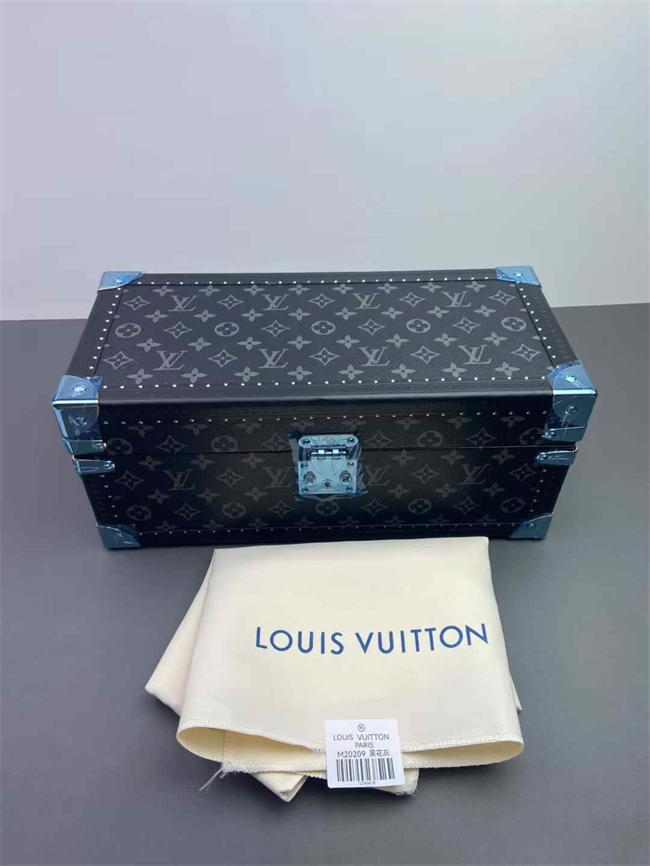 LV BOX