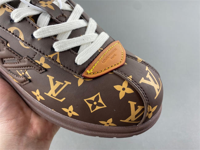Louis Vuitton LV