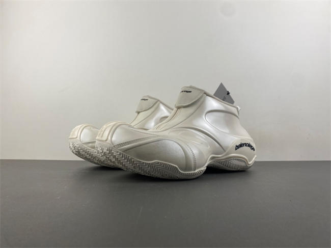 Balenciaga 19 basketball Sneaker